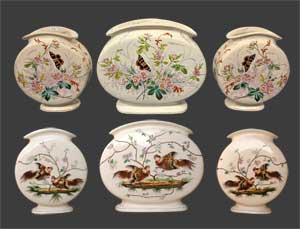 Vue de notre garniture de cheminée au-dessus d'une autre.