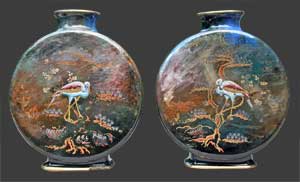 Paire de gourdes, décors avec émaux