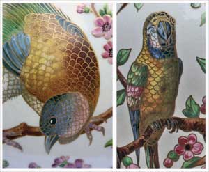 Vue d'un détail de décor de notre vase à côté d'un des deux vases de Tergnier.
