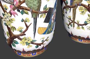 Autre vue partielle des deux vases.