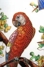 Vue d'un détail du décor du vase de gauche