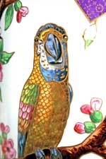 Vue d'un détail du décor du vase de droite