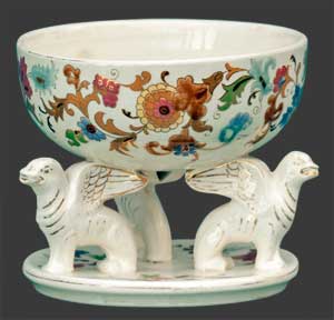 Vue d'un autre vase de Wasmuël de même forme.