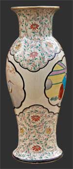 Le vase de gauche vue de côté