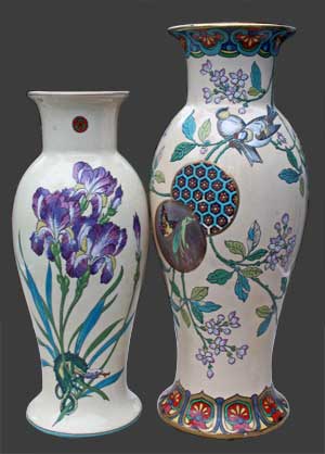Vue du vase à côté d'un vase de Tergnier.
