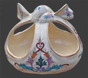 Vase en forme de panier, de baluchon