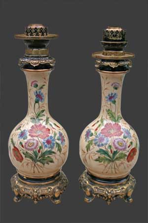 Paire de lampes à pétrole