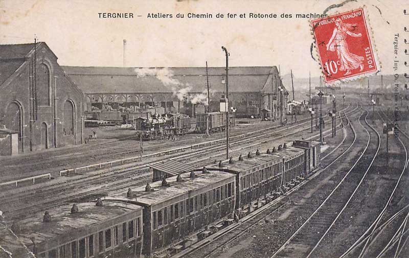 Carte postale avec vue sur une rotonde