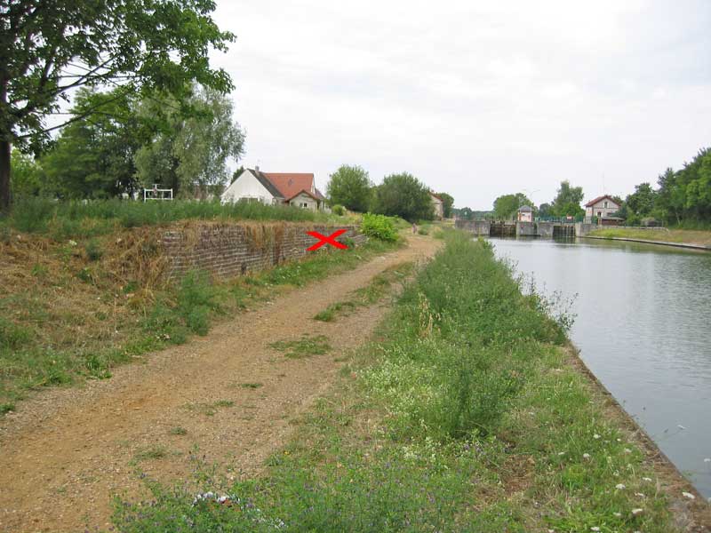 3e vue montrant l'endroit de l'accès au canal de la faïencerie